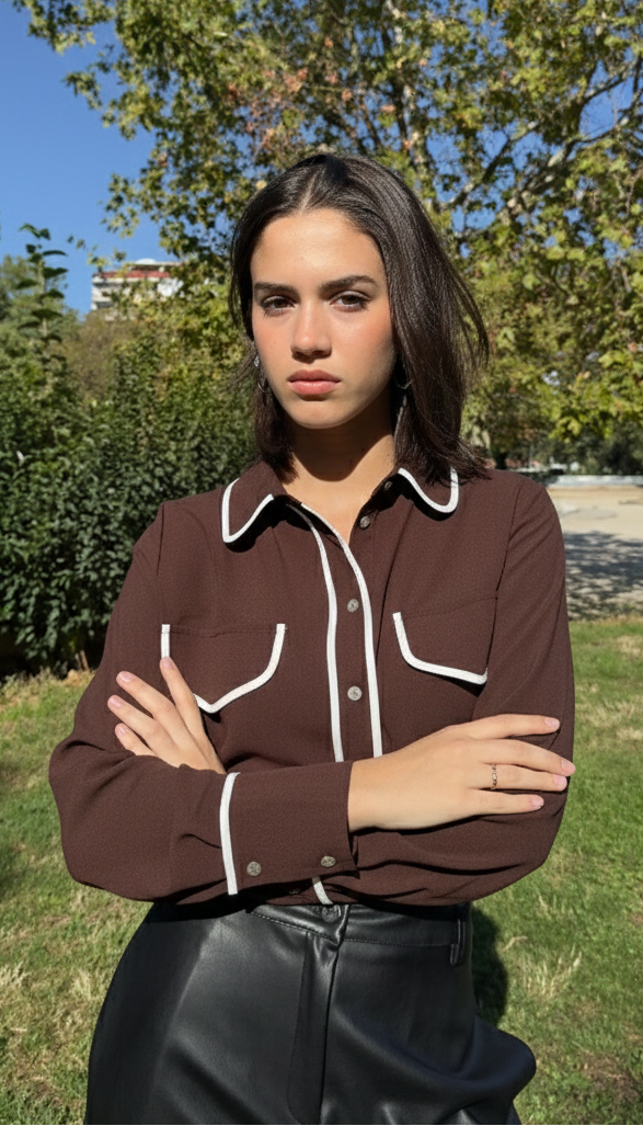 CAMISA MARRÓN VIVO BLANCO