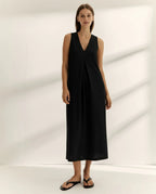 Vestido negro sin mangas